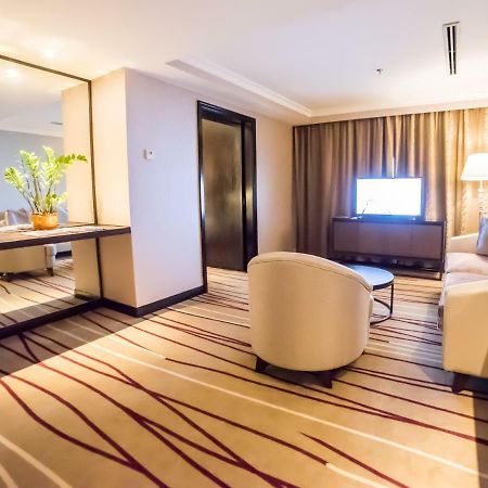 Dorsett Kuala Lumpur Hotel Eksteriør billede A suite at the hotel